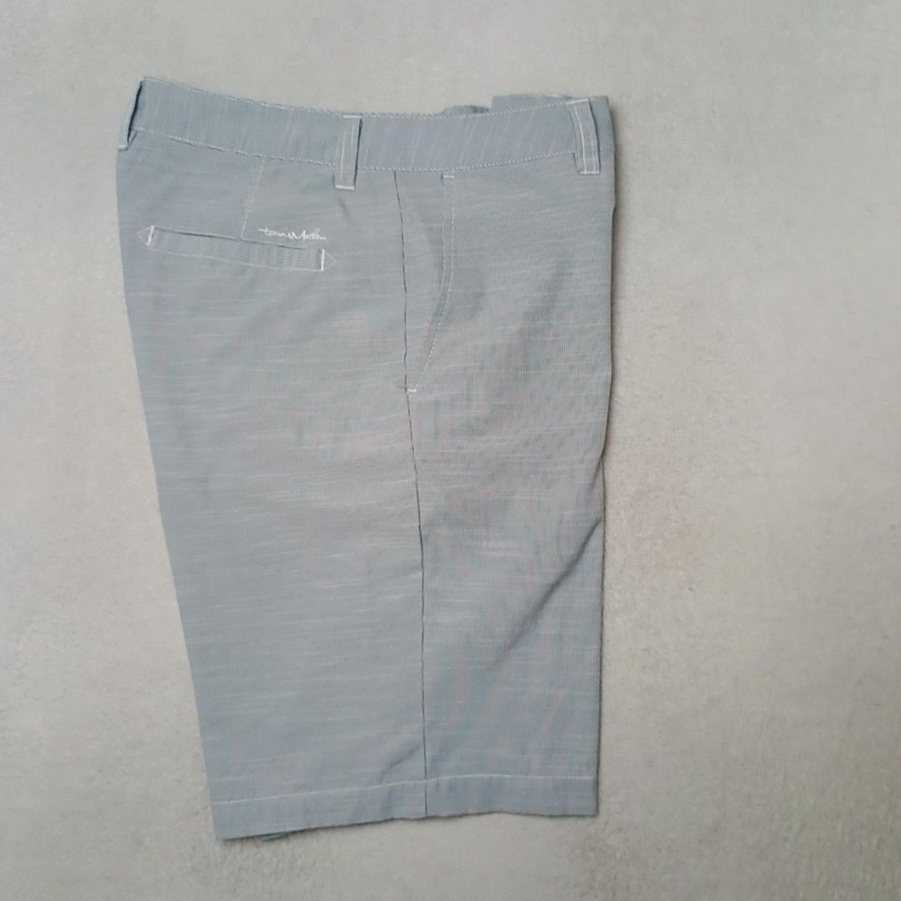 Travis Mathew Shorts Mens 34 Blue 10" Chino Golf Performance Stretch Pockets